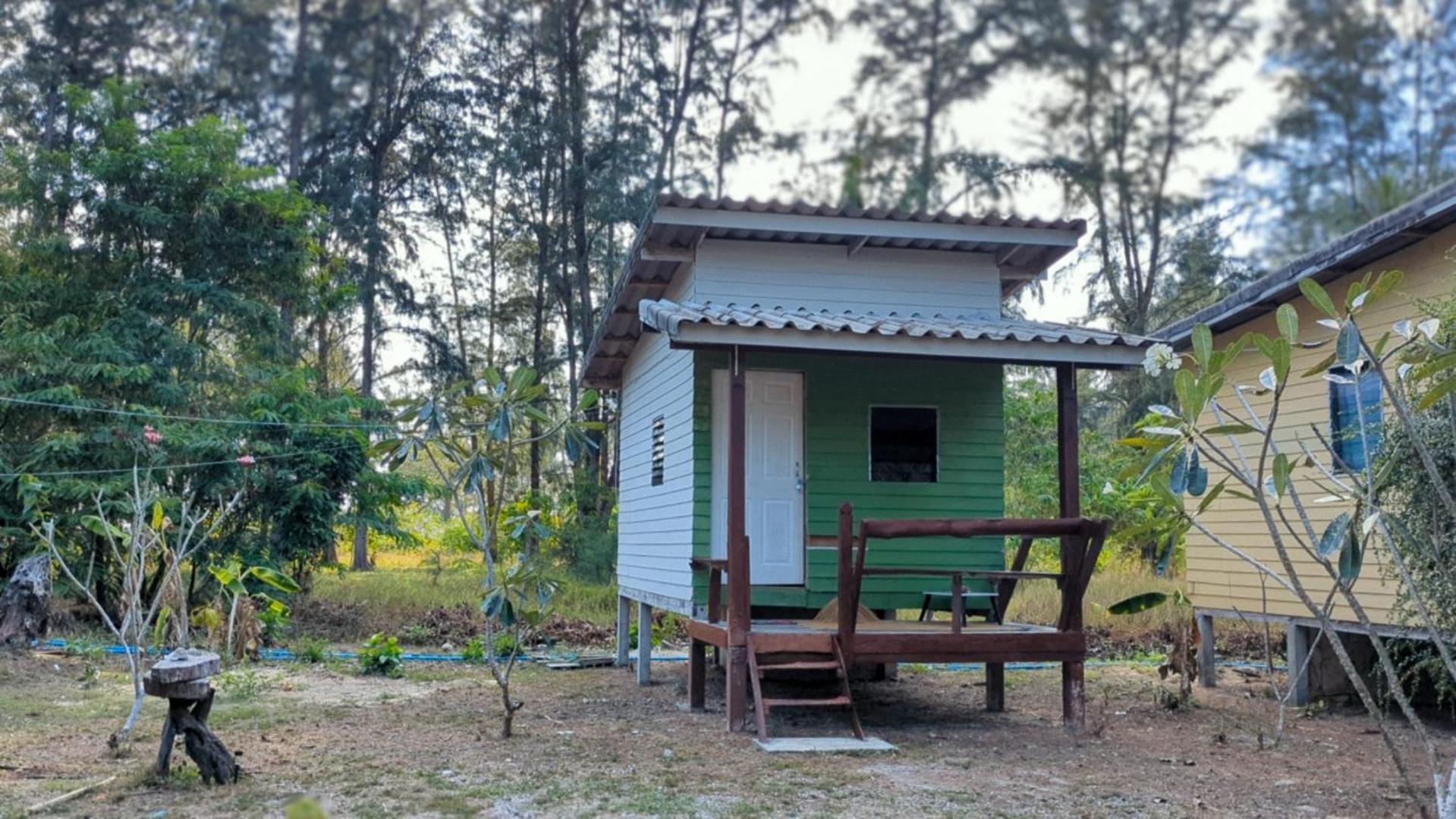 Neverland Beach Village Bungalows 란타섬 외부 사진